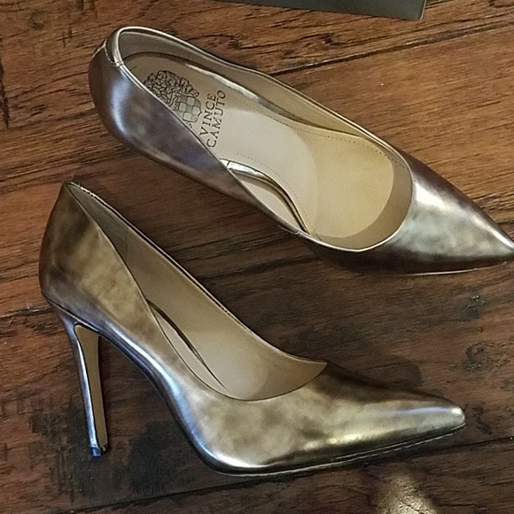 Vince Camuto Heels - Picture 2 of 4